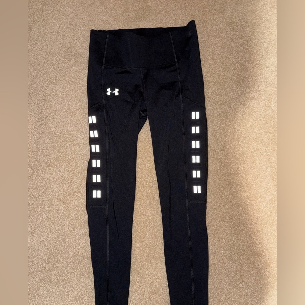 Under Armour Reflective Speedpocket Crop Leggings - Picture 2 of 3